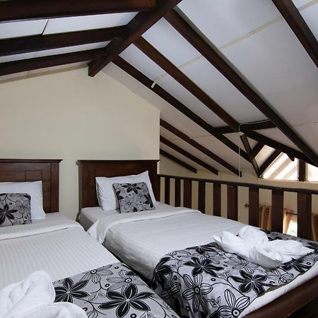 The Hamlyn Bed & Breakfast นูวาราเอลิยา ภายนอก รูปภาพ